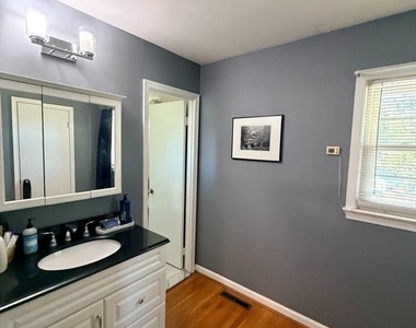 2732 Alfred Circle - Photo Thumbnail 8