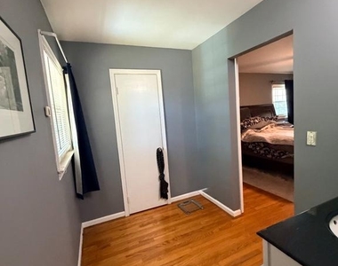 2732 Alfred Circle - Photo Thumbnail 9