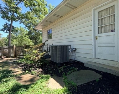 2732 Alfred Circle - Photo Thumbnail 17