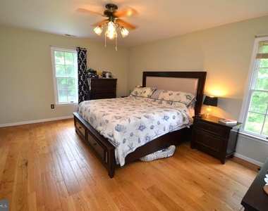 1527 Snug Harbor Road - Photo Thumbnail 16