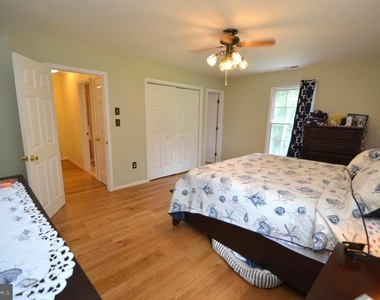 1527 Snug Harbor Road - Photo Thumbnail 15