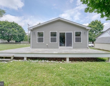 203 Hamilton Street - Photo Thumbnail 26
