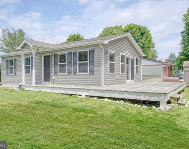 203 Hamilton Street - Photo Thumbnail 23