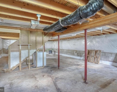 203 Hamilton Street - Photo Thumbnail 16