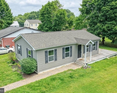 203 Hamilton Street - Photo Thumbnail 18