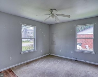 203 Hamilton Street - Photo Thumbnail 11