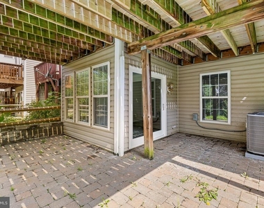 22 Crenshaw Court - Photo Thumbnail 26