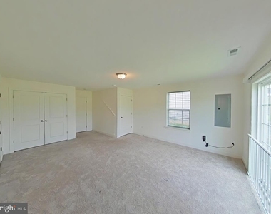 1445 Carrick Court - Photo Thumbnail 4