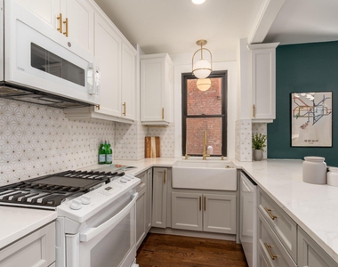 1915 16th Street Nw - Photo Thumbnail 3