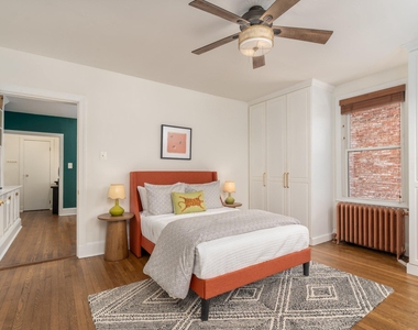 1915 16th Street Nw - Photo Thumbnail 5