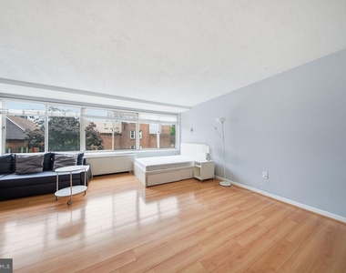 922 24th Street Nw - Photo Thumbnail 2