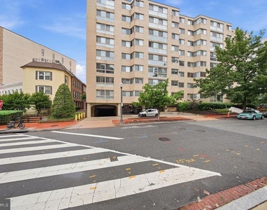 922 24th Street Nw - Photo Thumbnail 18