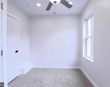 2039 Rosedale Street Ne - Photo Thumbnail 8