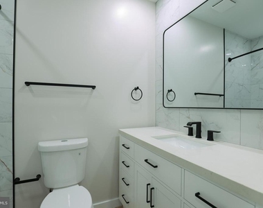 2039 Rosedale Street Ne - Photo Thumbnail 10