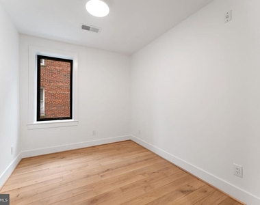 2217 40th Street Nw - Photo Thumbnail 10