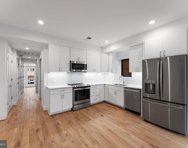 2217 40th Street Nw - Photo Thumbnail 2