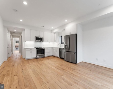 2217 40th Street Nw - Photo Thumbnail 13