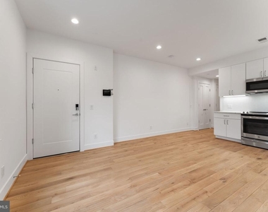 2217 40th Street Nw - Photo Thumbnail 6