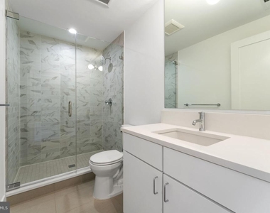 2217 40th Street Nw - Photo Thumbnail 9