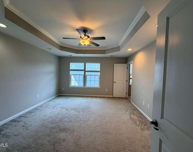 112 Brier Summit Place - Photo Thumbnail 13
