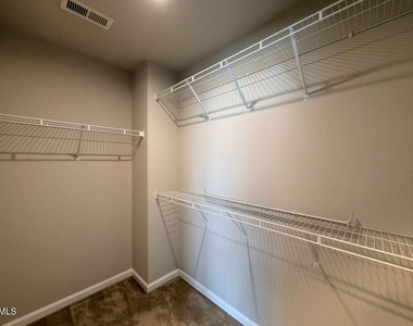 112 Brier Summit Place - Photo Thumbnail 15