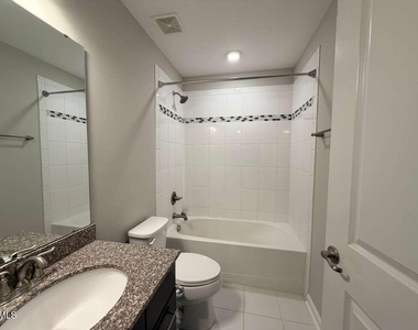 112 Brier Summit Place - Photo Thumbnail 17