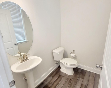 121 Scoville Road - Photo Thumbnail 11