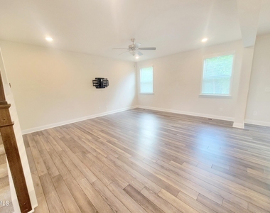 121 Scoville Road - Photo Thumbnail 27