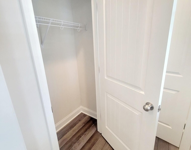 121 Scoville Road - Photo Thumbnail 10
