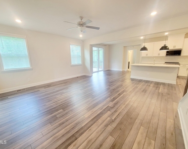 121 Scoville Road - Photo Thumbnail 26