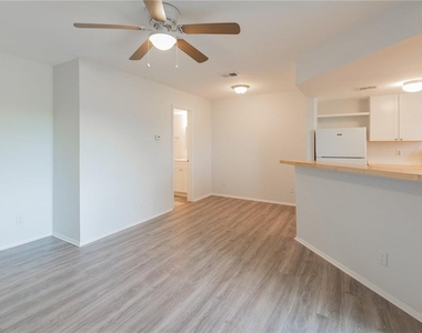 2500 Burleson Rd - Photo Thumbnail 1