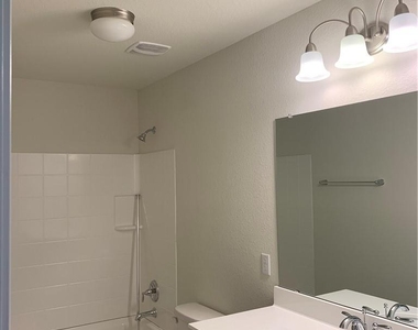 3436 Rooba St - Photo Thumbnail 14