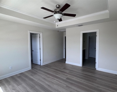 3436 Rooba St - Photo Thumbnail 21