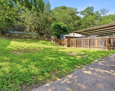 2720 Oak Springs Dr - Photo Thumbnail 22
