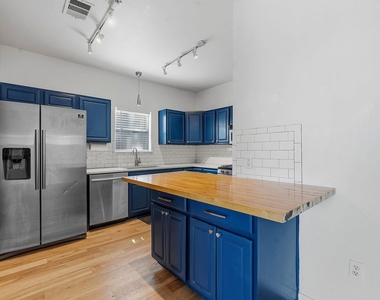 2720 Oak Springs Dr - Photo Thumbnail 9