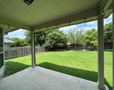 19500 Sangremon Way - Photo Thumbnail 32