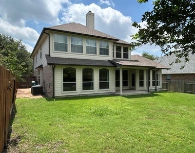 19500 Sangremon Way - Photo Thumbnail 33