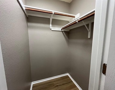 15106 Chamberlain Ct - Photo Thumbnail 29