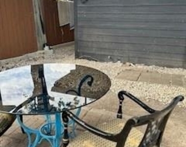 613 Brentwood St - Photo Thumbnail 8