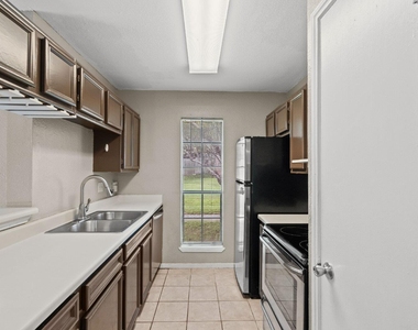 1601 Faro Dr - Photo Thumbnail 7