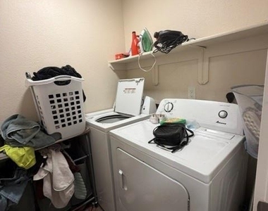 4003 Ayala Dr - Photo Thumbnail 10