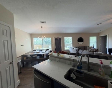 4003 Ayala Dr - Photo Thumbnail 5