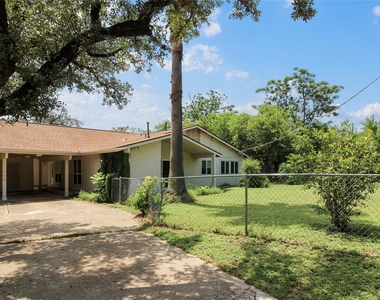 11705 Cherokee St - Photo Thumbnail 13