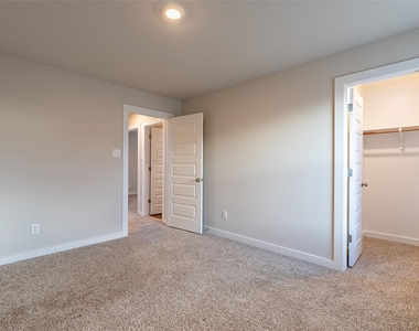 12617 Sea Gull Way - Photo Thumbnail 20