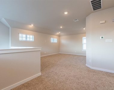 12617 Sea Gull Way - Photo Thumbnail 17