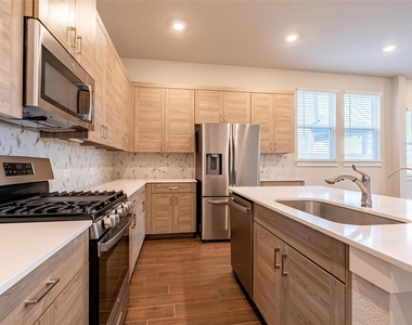 12617 Sea Gull Way - Photo Thumbnail 6