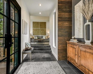 297 Blue Sky Ln - Photo Thumbnail 6