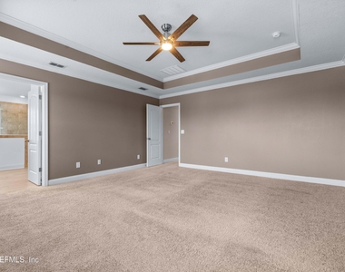 235 Silverleaf Village Drive - Photo Thumbnail 16