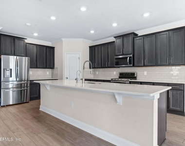 235 Silverleaf Village Drive - Photo Thumbnail 8