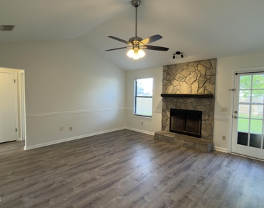 7914 Longshadow Court - Photo Thumbnail 4